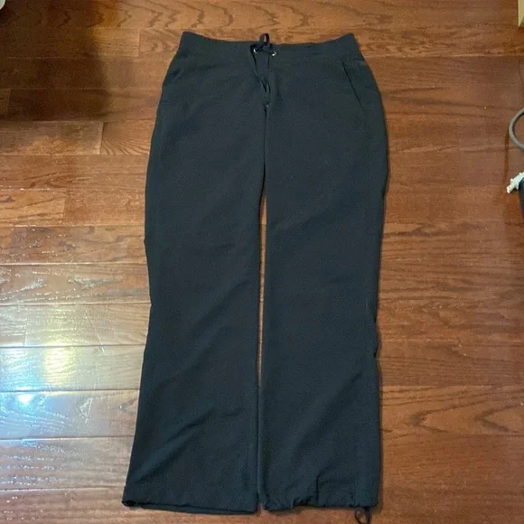Athleta joggers adjustable ankle, excellent condition - Picture 3 of 6